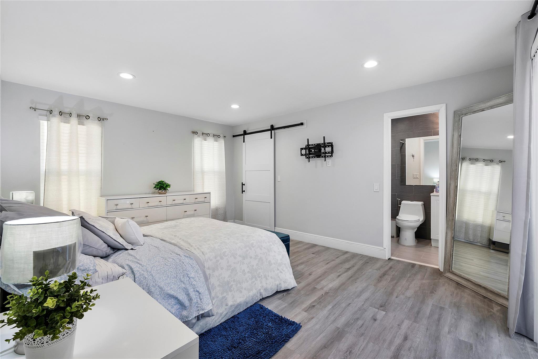 Westchester 72-43 B - Residential Lease