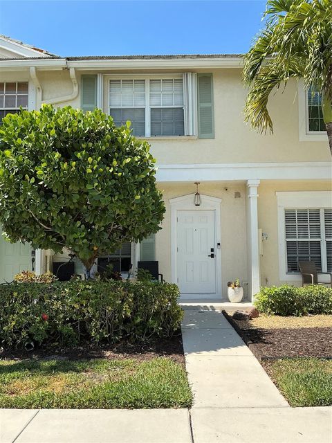 9851 NW 57th Mnr Coral Springs FL 33076