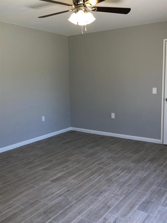 VILLAGE OF SANDALWOOD LAKES NORTH - Residential Lease