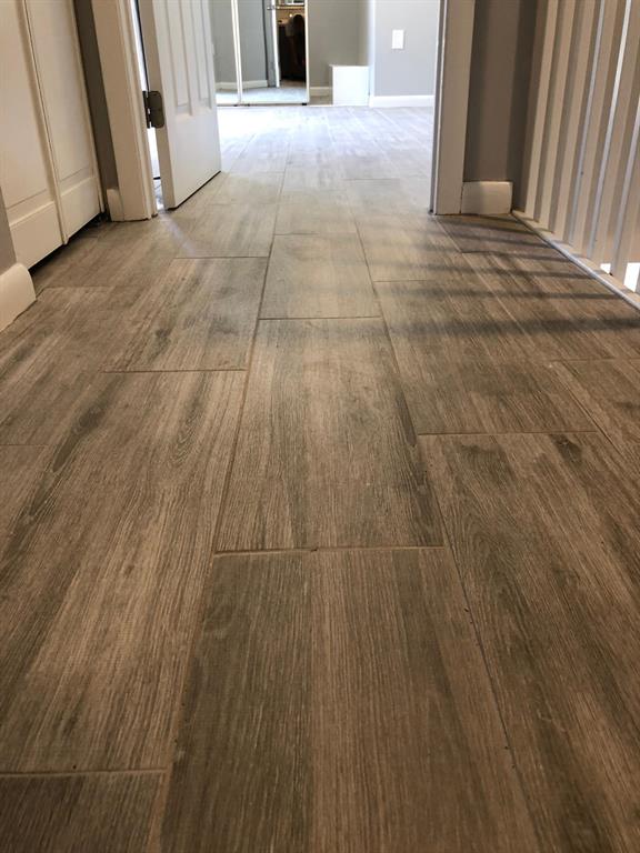 VILLAGE OF SANDALWOOD LAKES NORTH - Residential Lease