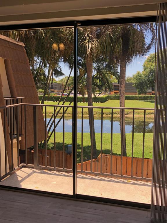 VILLAGE OF SANDALWOOD LAKES NORTH - Residential Lease