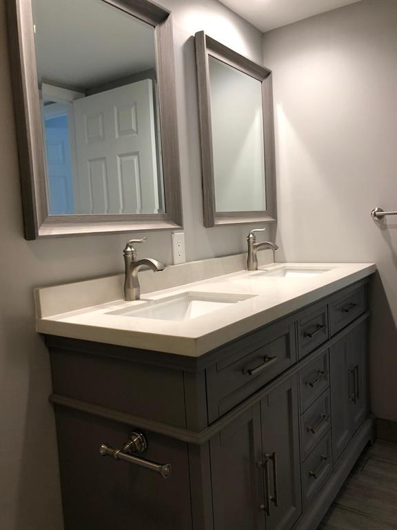 VILLAGE OF SANDALWOOD LAKES NORTH - Residential Lease