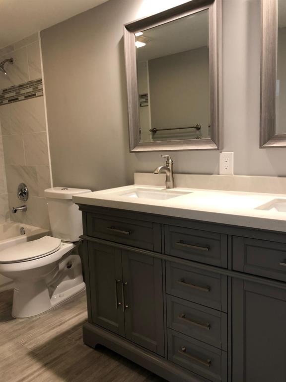 VILLAGE OF SANDALWOOD LAKES NORTH - Residential Lease