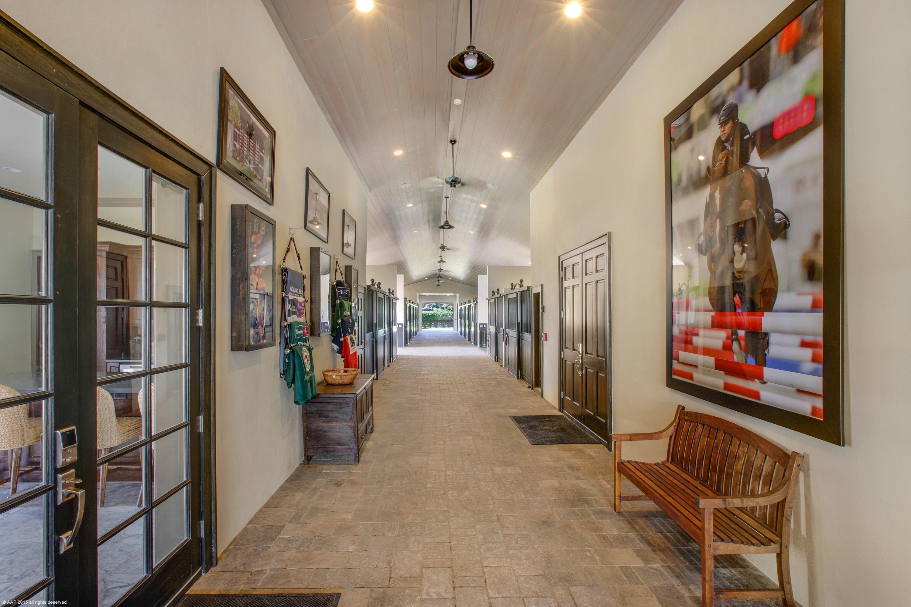 PALM BEACH POINT EAST - Residential