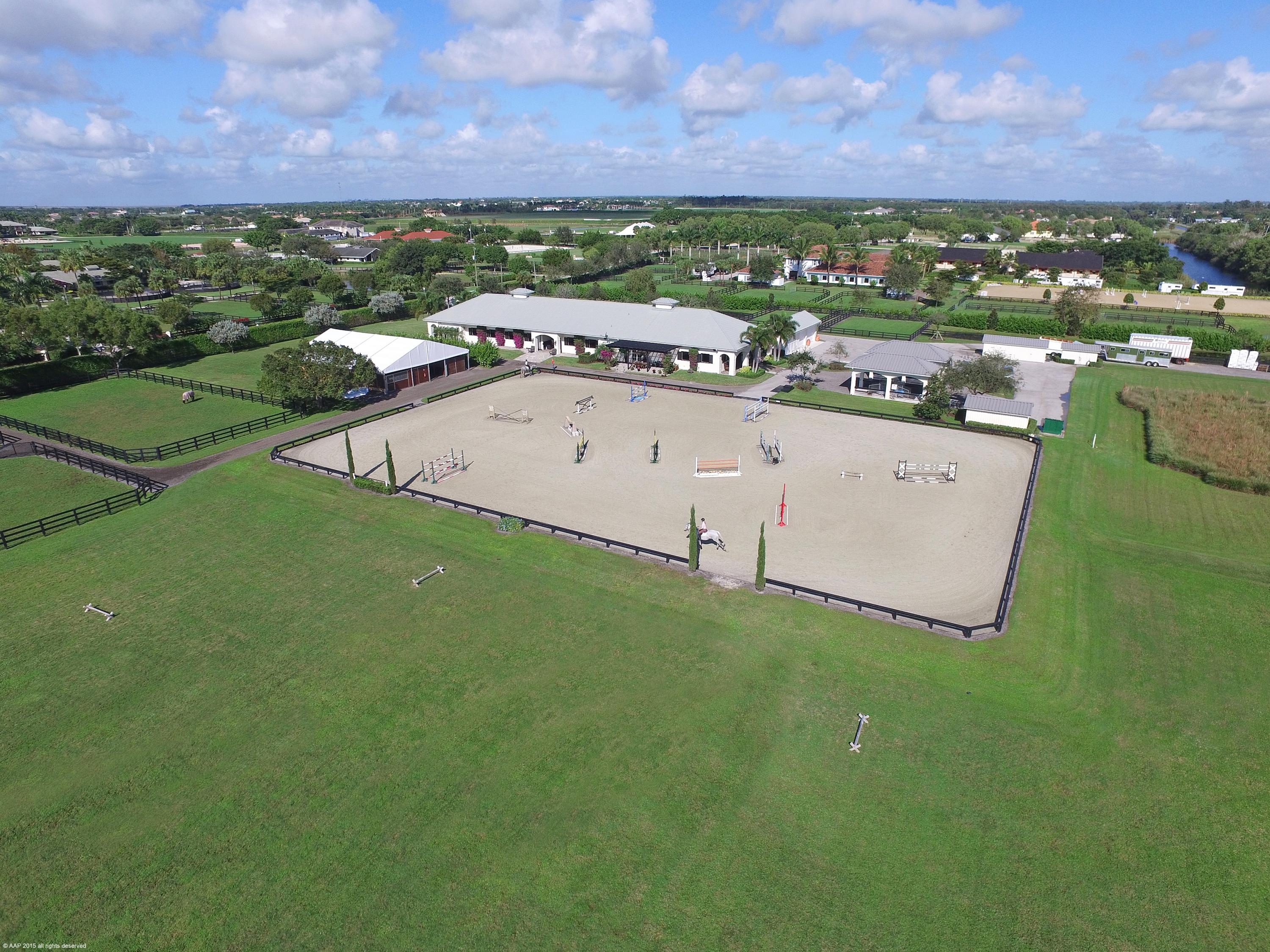 PALM BEACH POINT EAST - Residential