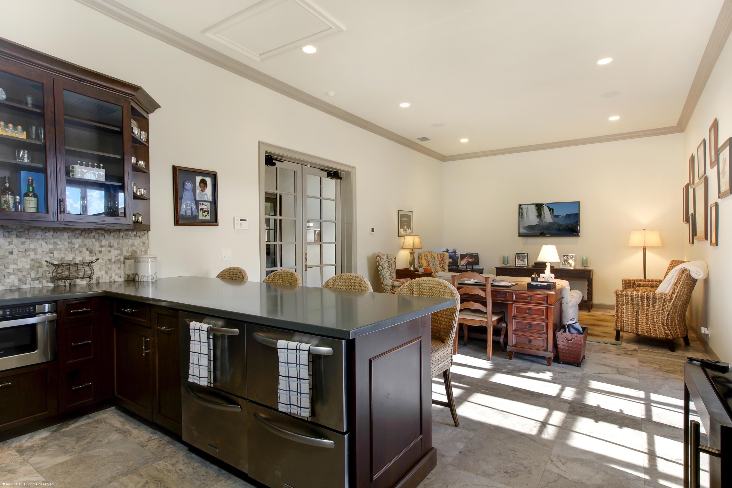 PALM BEACH POINT EAST - Residential