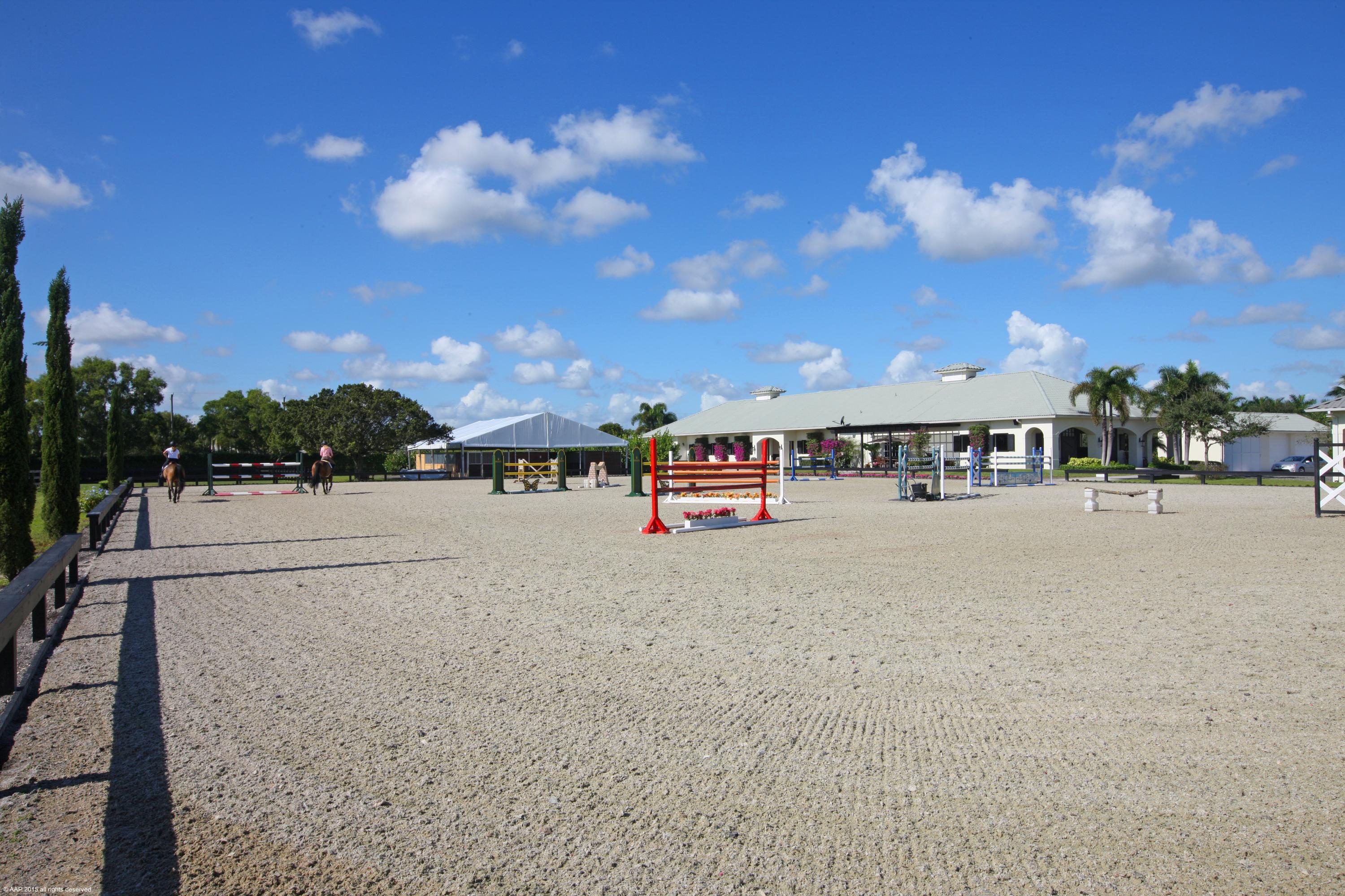 PALM BEACH POINT EAST - Residential