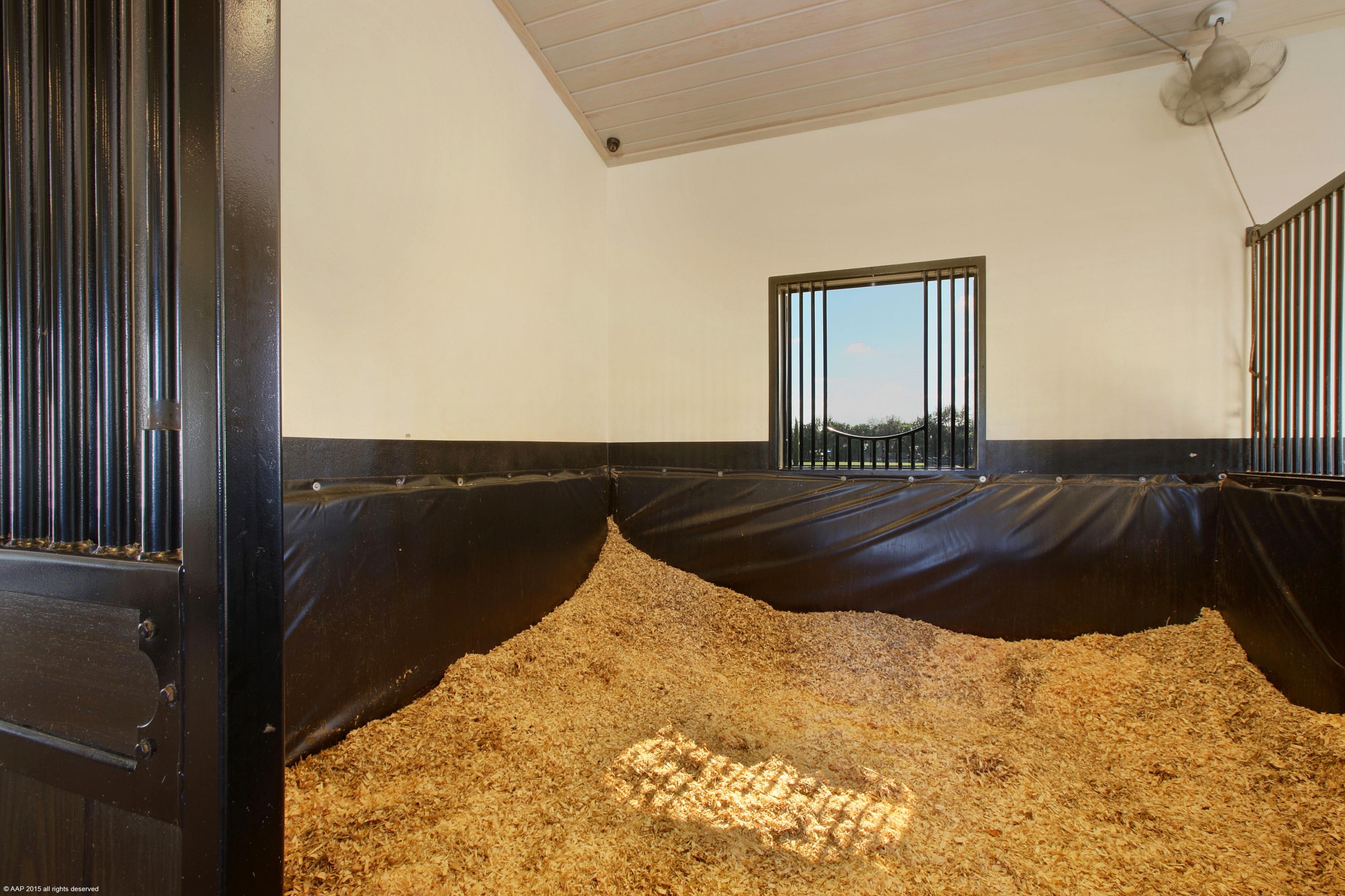 PALM BEACH POINT EAST - Residential