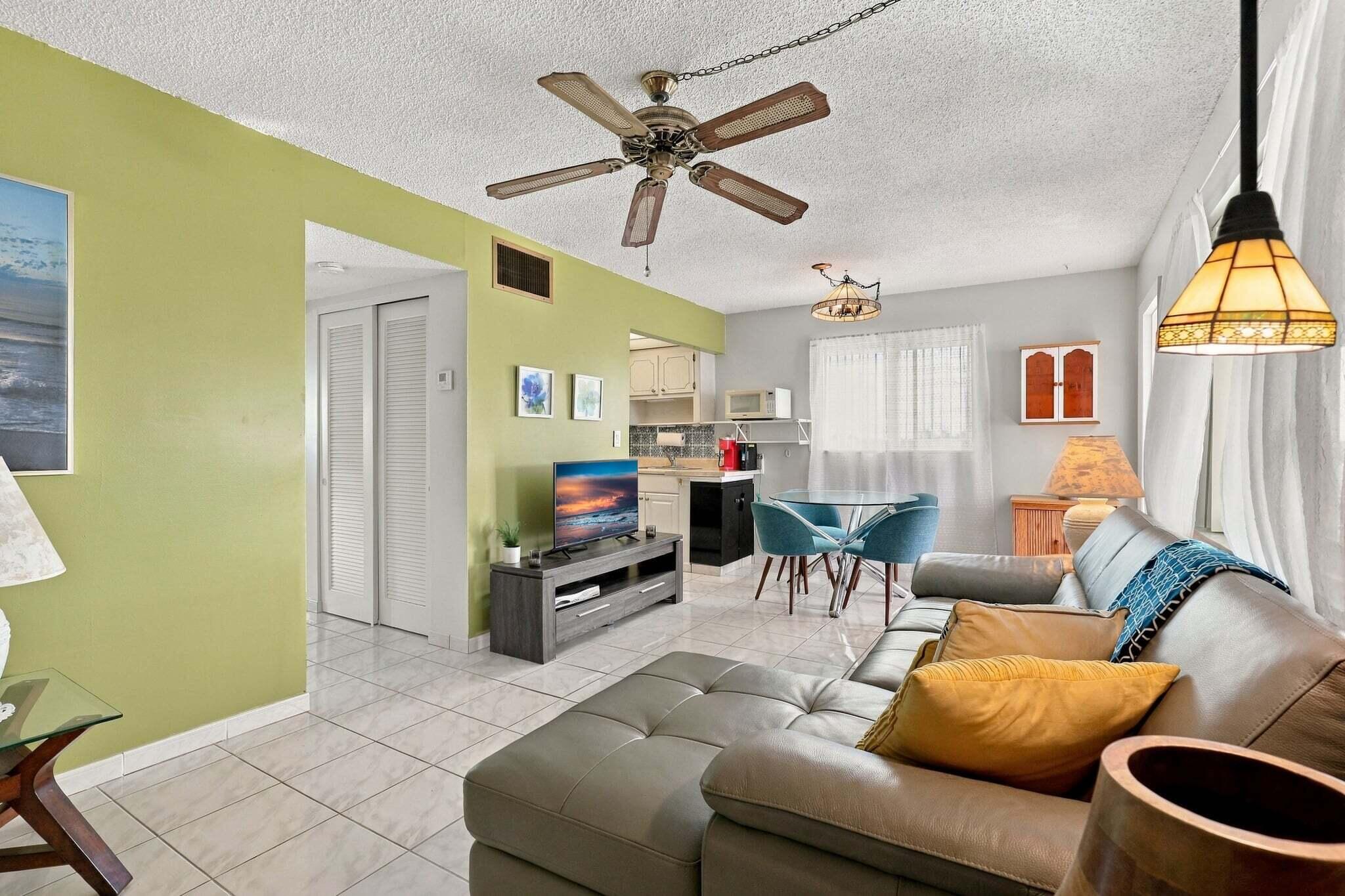 2145 PIERCE Street 425