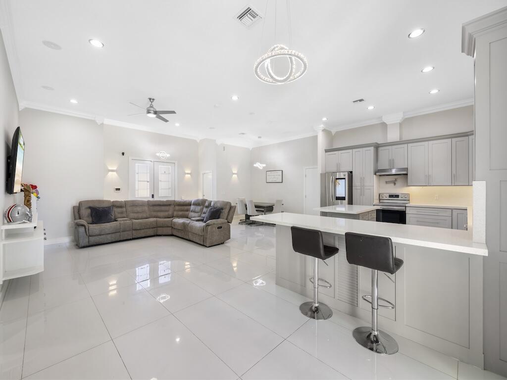 PORT ST LUCIE SECTION 21 - Residential