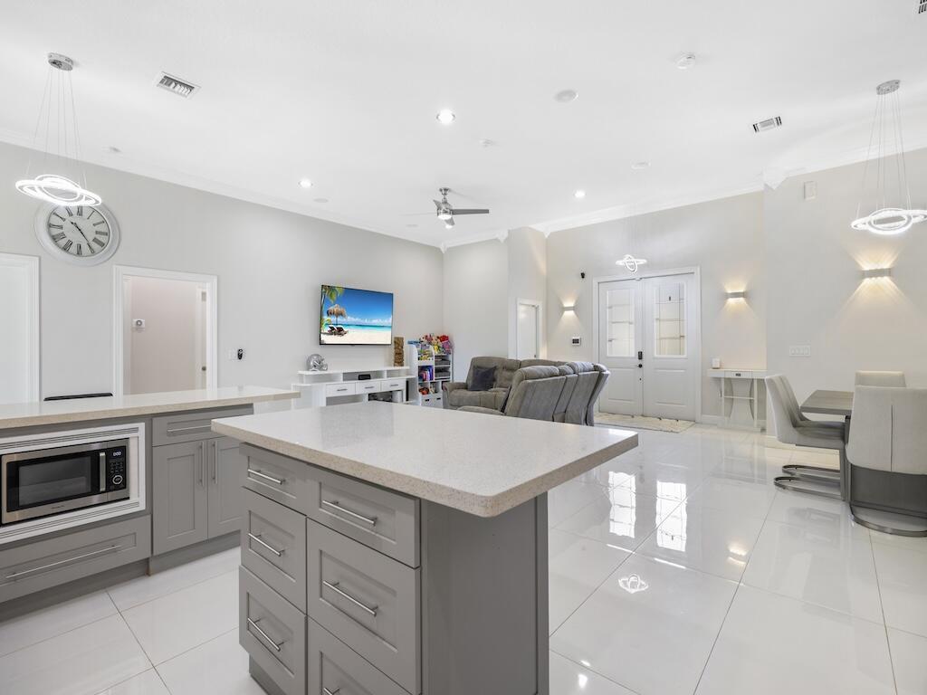 PORT ST LUCIE SECTION 21 - Residential