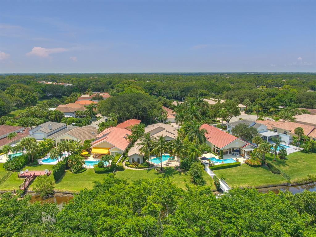 FRENCHMANS CREEK - Residential