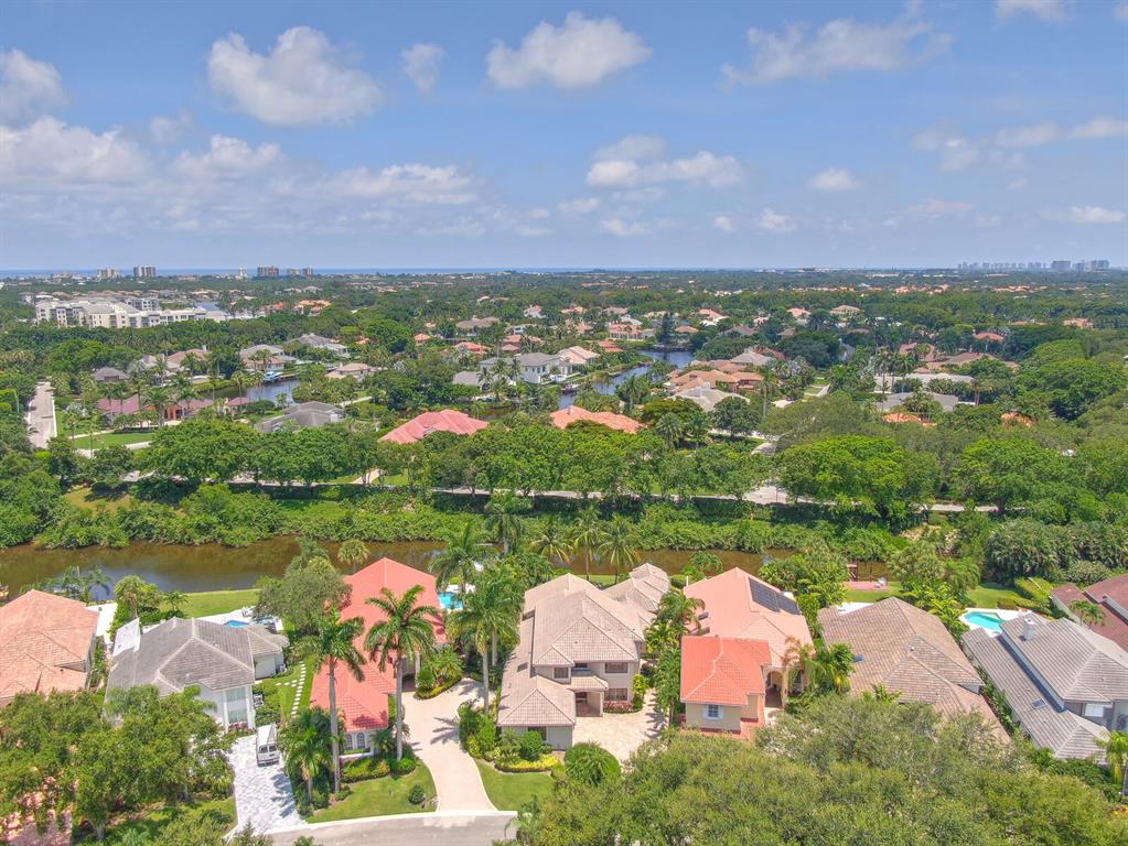 FRENCHMANS CREEK - Residential