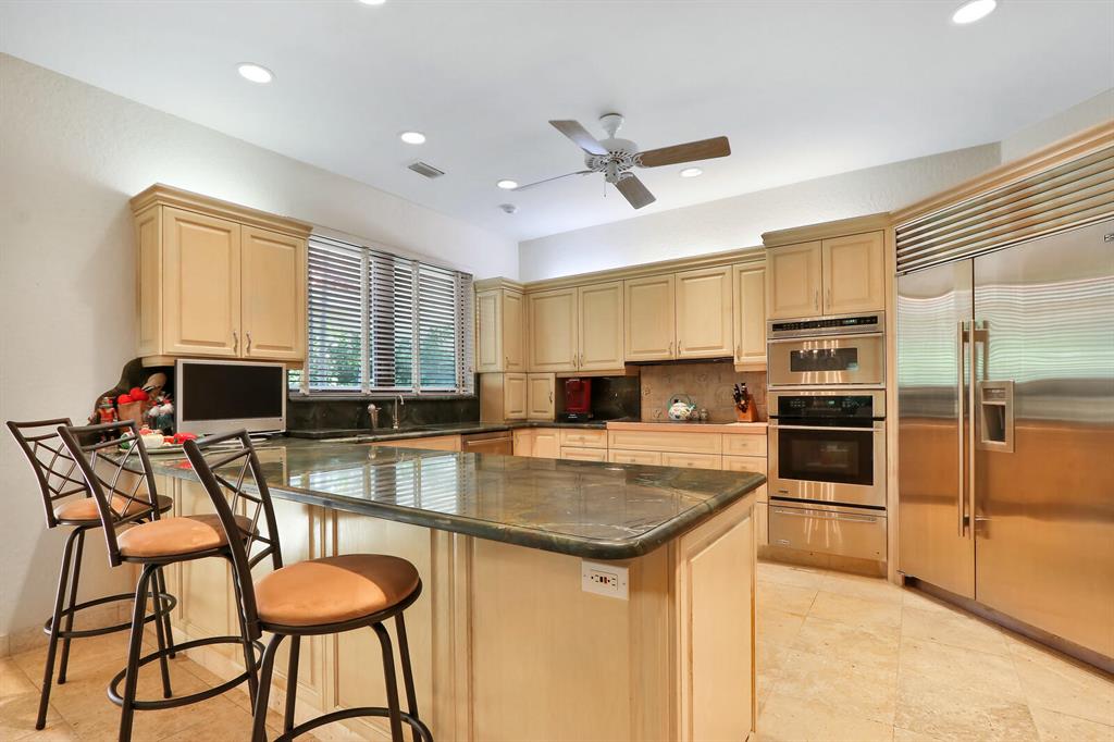 FRENCHMANS CREEK - Residential