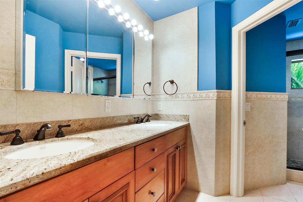 FRENCHMANS CREEK - Residential