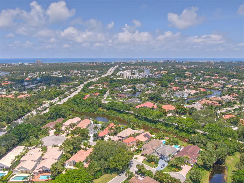 FRENCHMANS CREEK - Residential