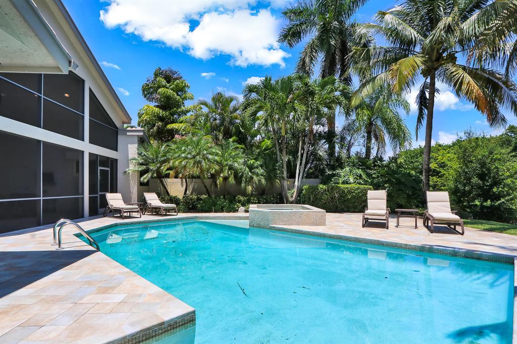 FRENCHMANS CREEK - Residential