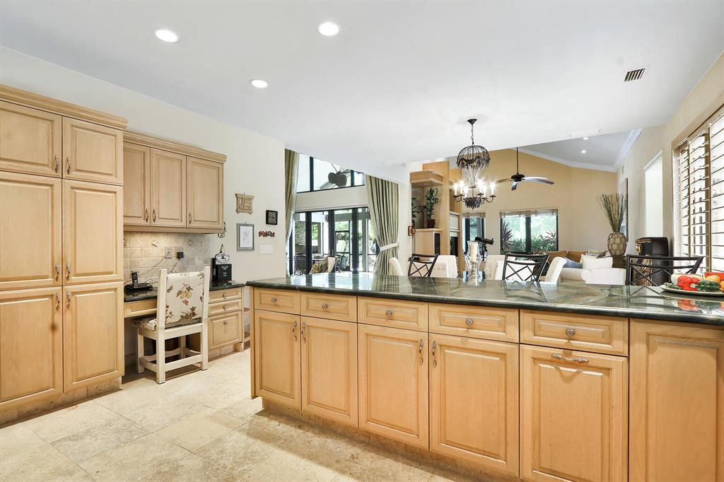 FRENCHMANS CREEK - Residential