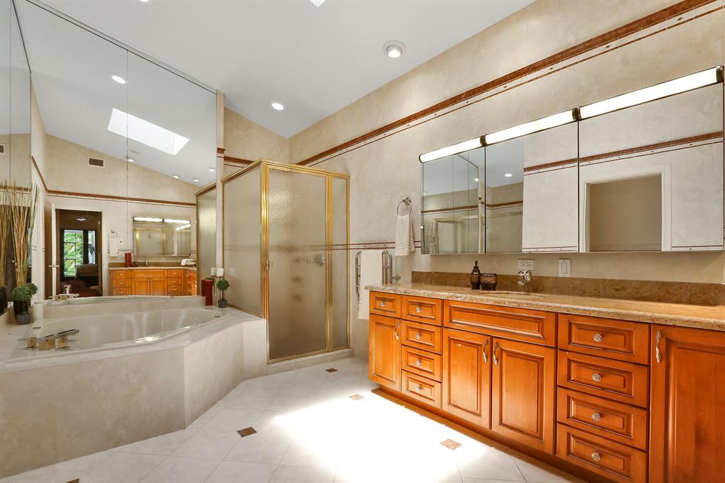 FRENCHMANS CREEK - Residential