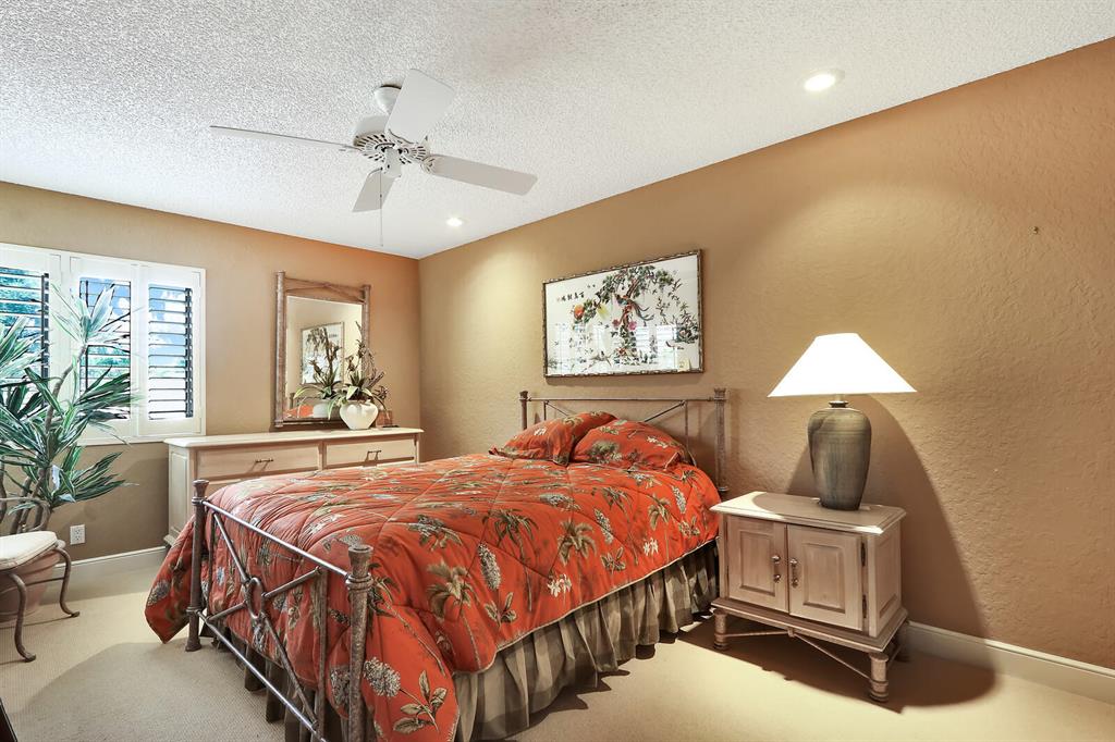 FRENCHMANS CREEK - Residential