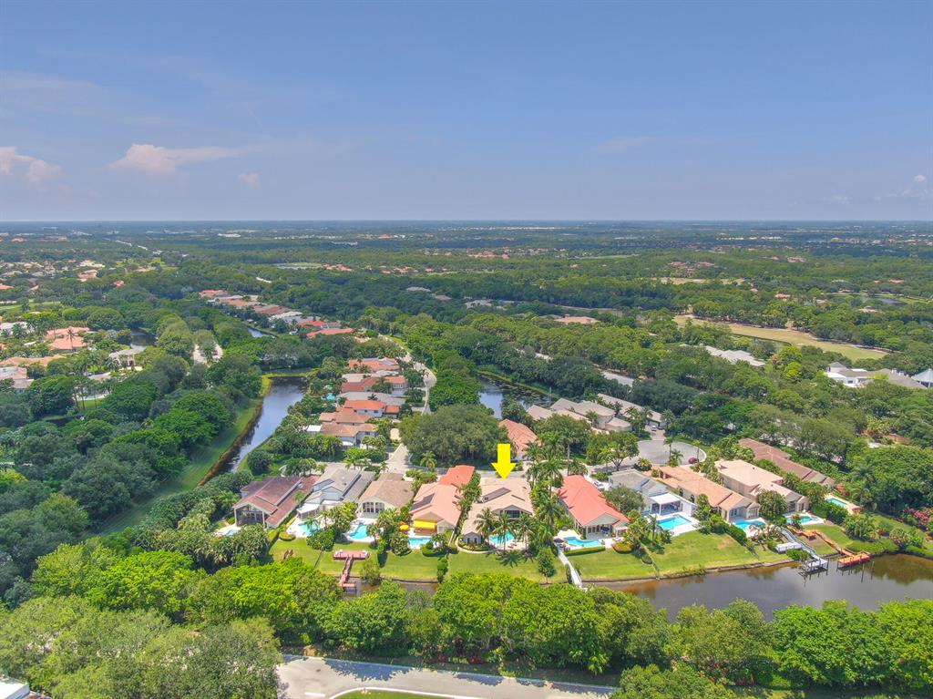 FRENCHMANS CREEK - Residential