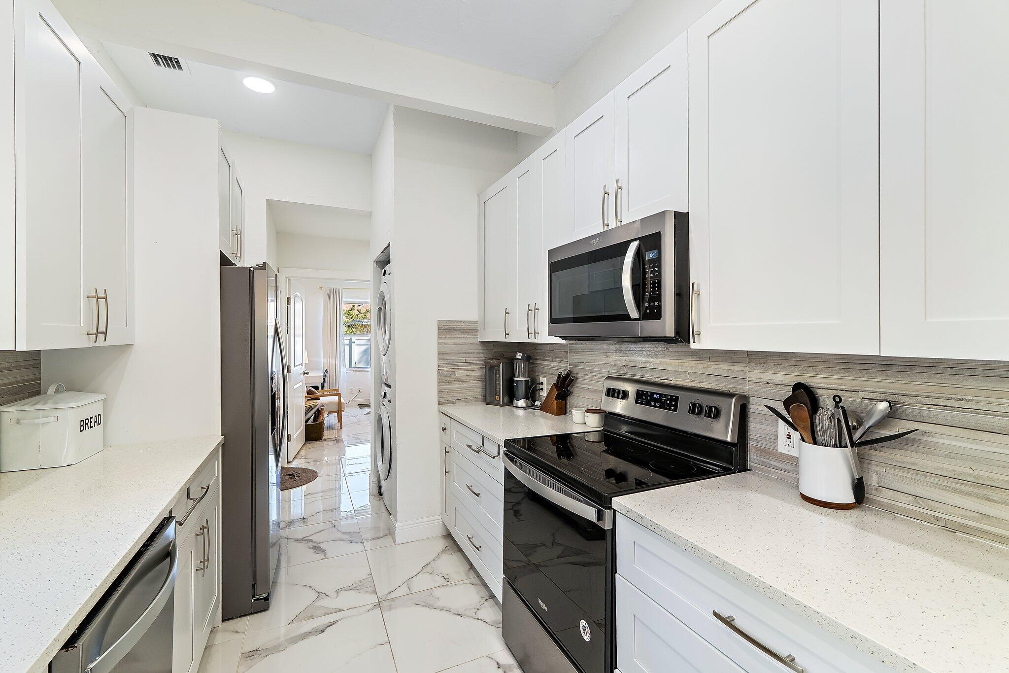 VISTA ENCANTO ADD - Residential Lease