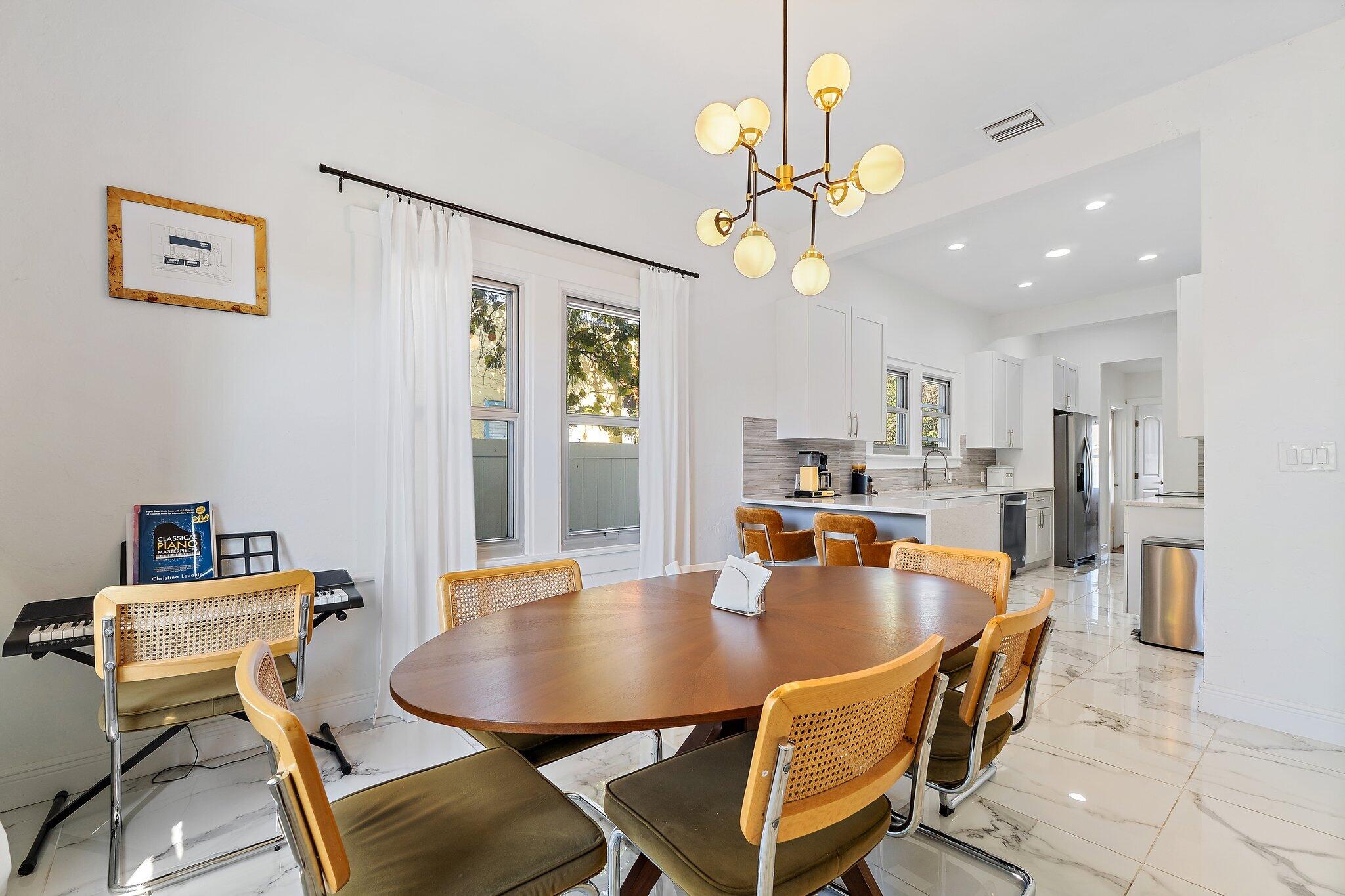 VISTA ENCANTO ADD - Residential Lease