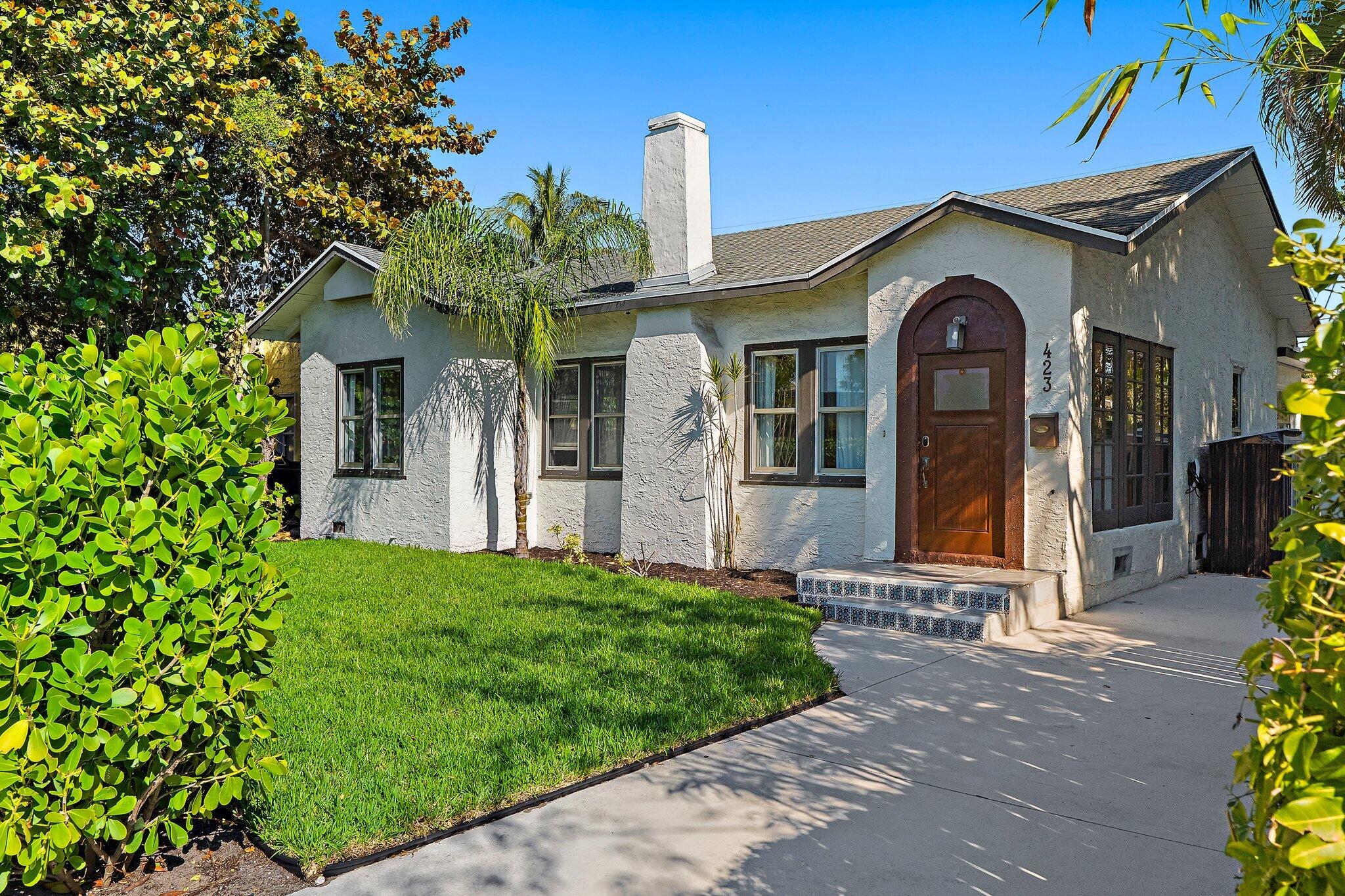 VISTA ENCANTO ADD - Residential Lease