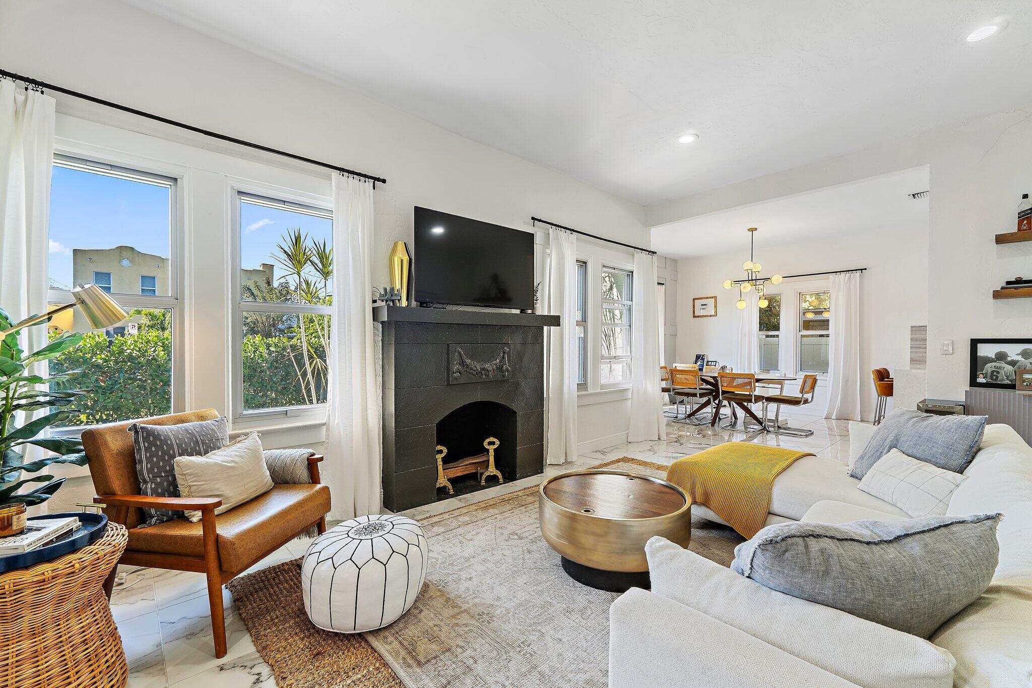 VISTA ENCANTO ADD - Residential Lease