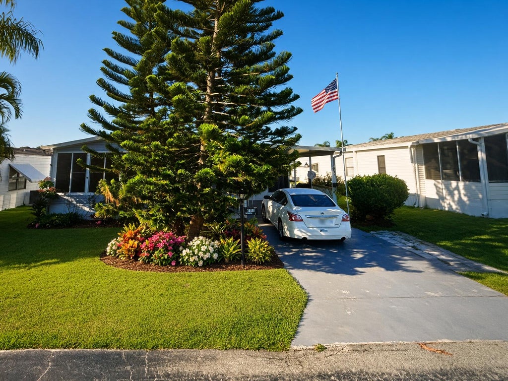 Photo of 4748 SE Balsawood Terrace, Stuart, FL 34997 (MLS # B26077646)