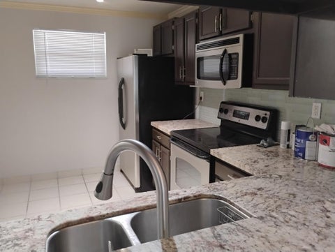 Tiny photo for 1100 NW 87th Avenue #204, Coral Springs, FL 33071 (MLS # B26045525)