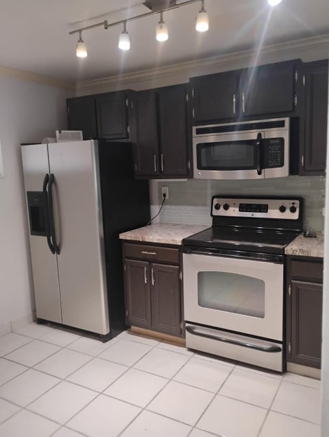 Tiny photo for 1100 NW 87th Avenue #204, Coral Springs, FL 33071 (MLS # B26045525)
