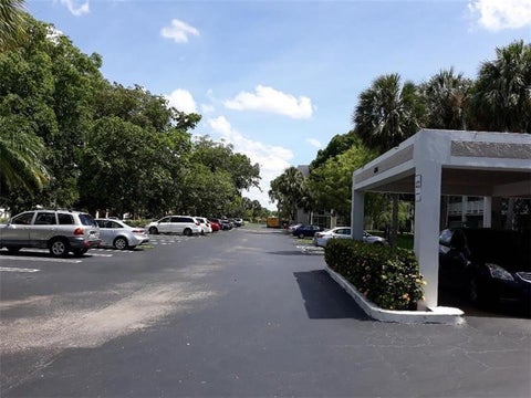 Tiny photo for 1100 NW 87th Avenue #204, Coral Springs, FL 33071 (MLS # B26045525)