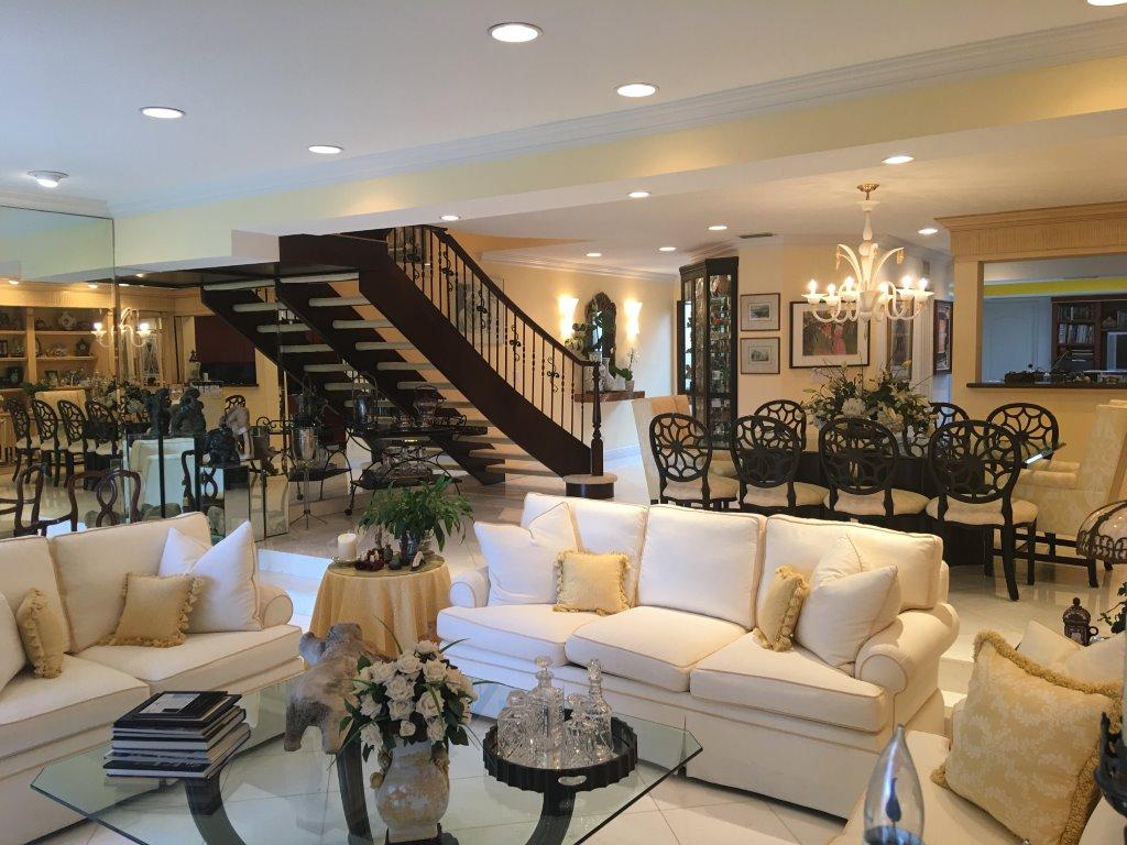 YACHT & RACQUET CLUB OF BOCA RATON - Residential