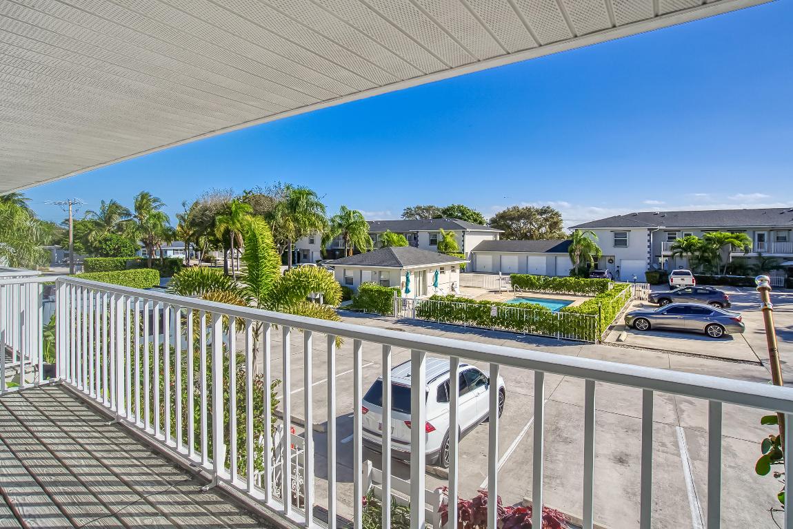 MANGO VILLAS - Residential