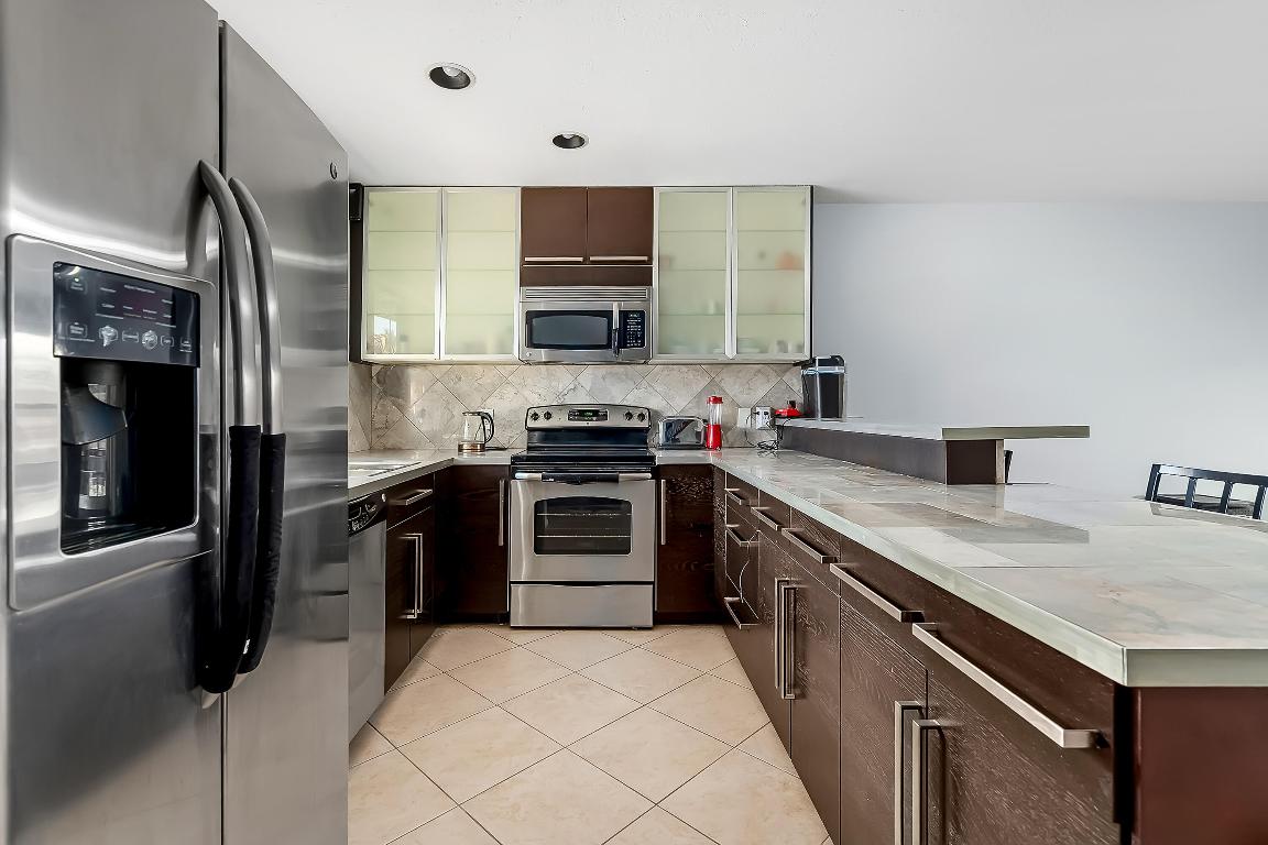 MANGO VILLAS - Residential