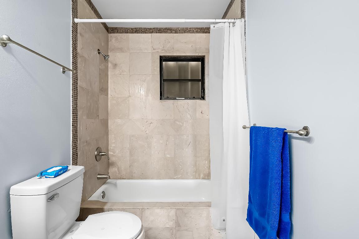 MANGO VILLAS - Residential