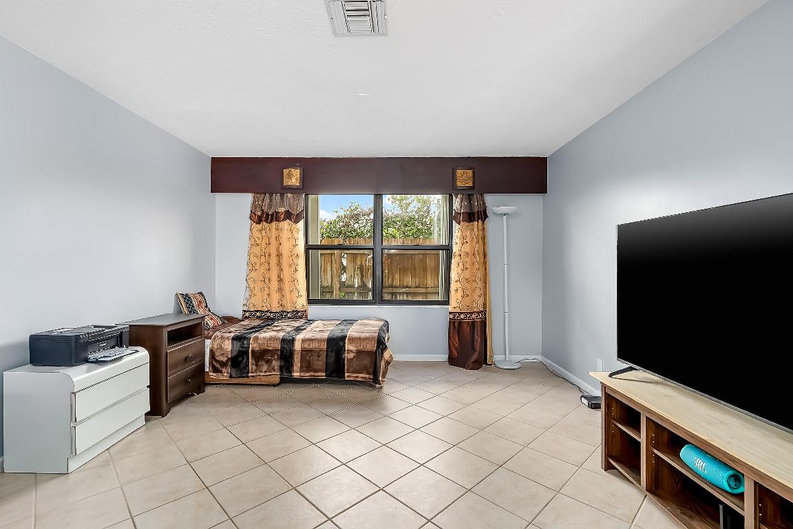 MANGO VILLAS - Residential