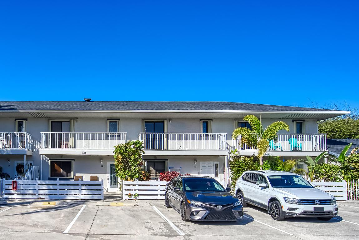 MANGO VILLAS - Residential