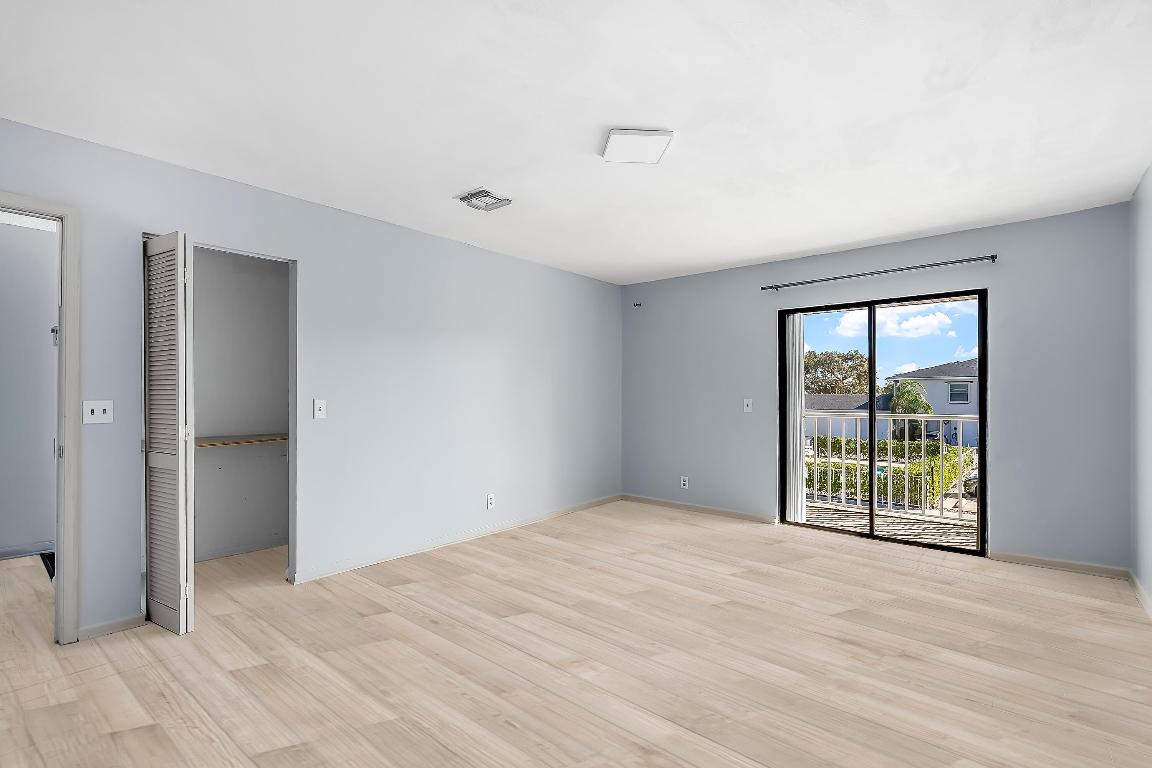 MANGO VILLAS - Residential