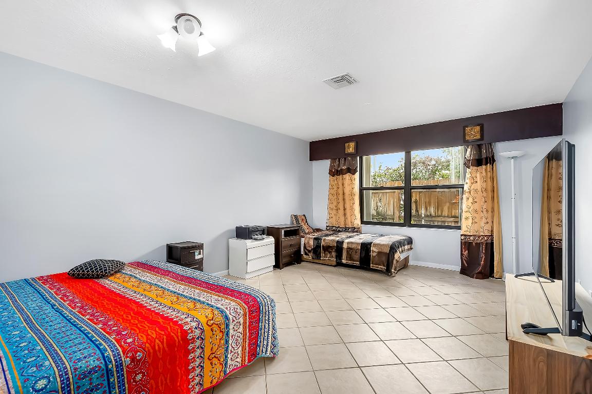 MANGO VILLAS - Residential