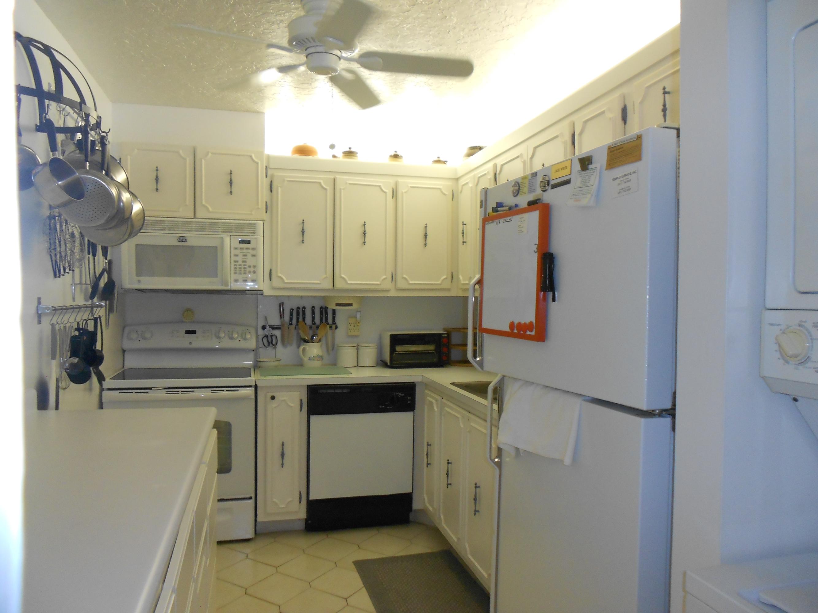 LIMETREE CONDO - Residential Lease