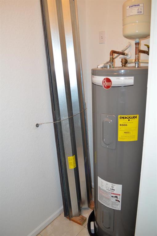 ROSEMONT CONDO - Residential