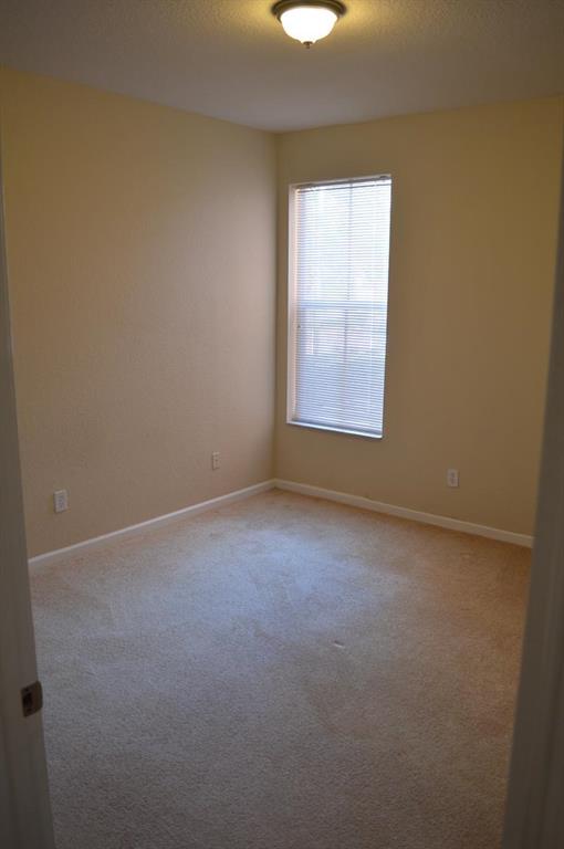 ROSEMONT CONDO - Residential