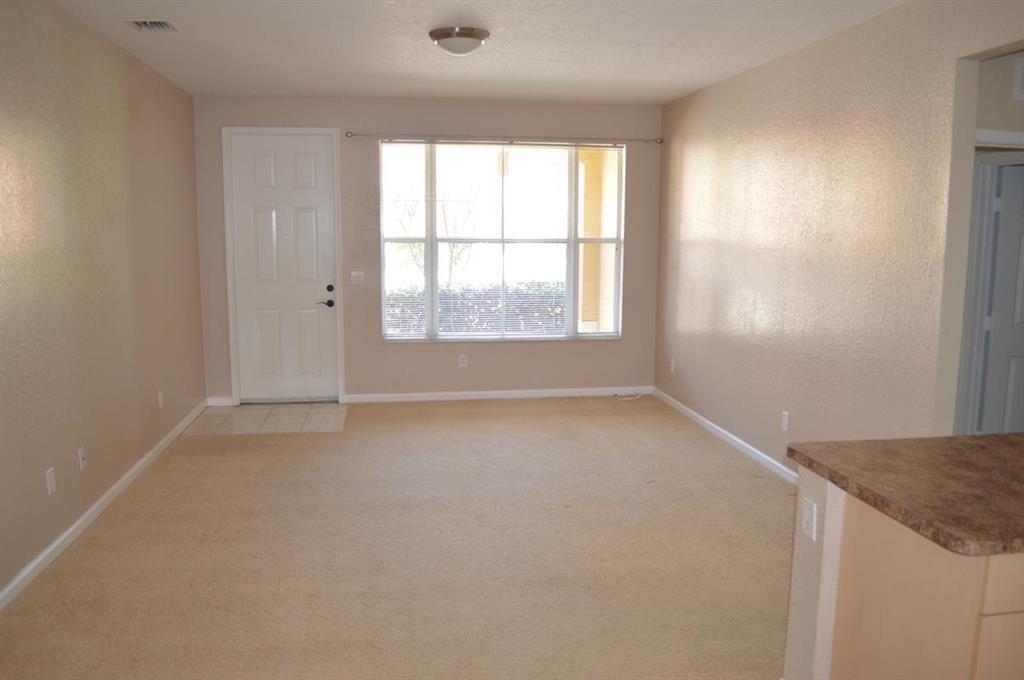 ROSEMONT CONDO - Residential