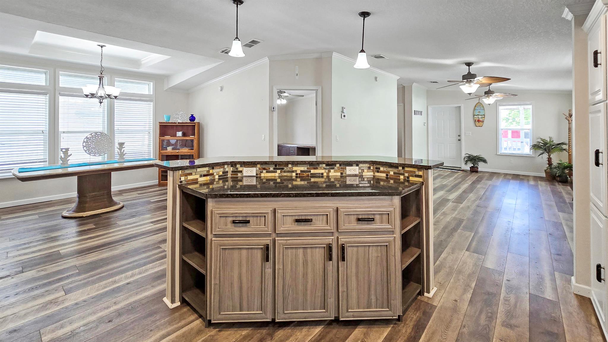 RIDGEWAY - Residential