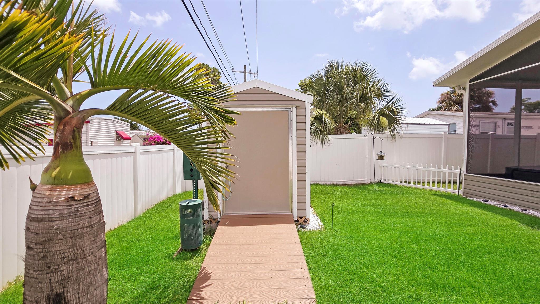 RIDGEWAY - Residential