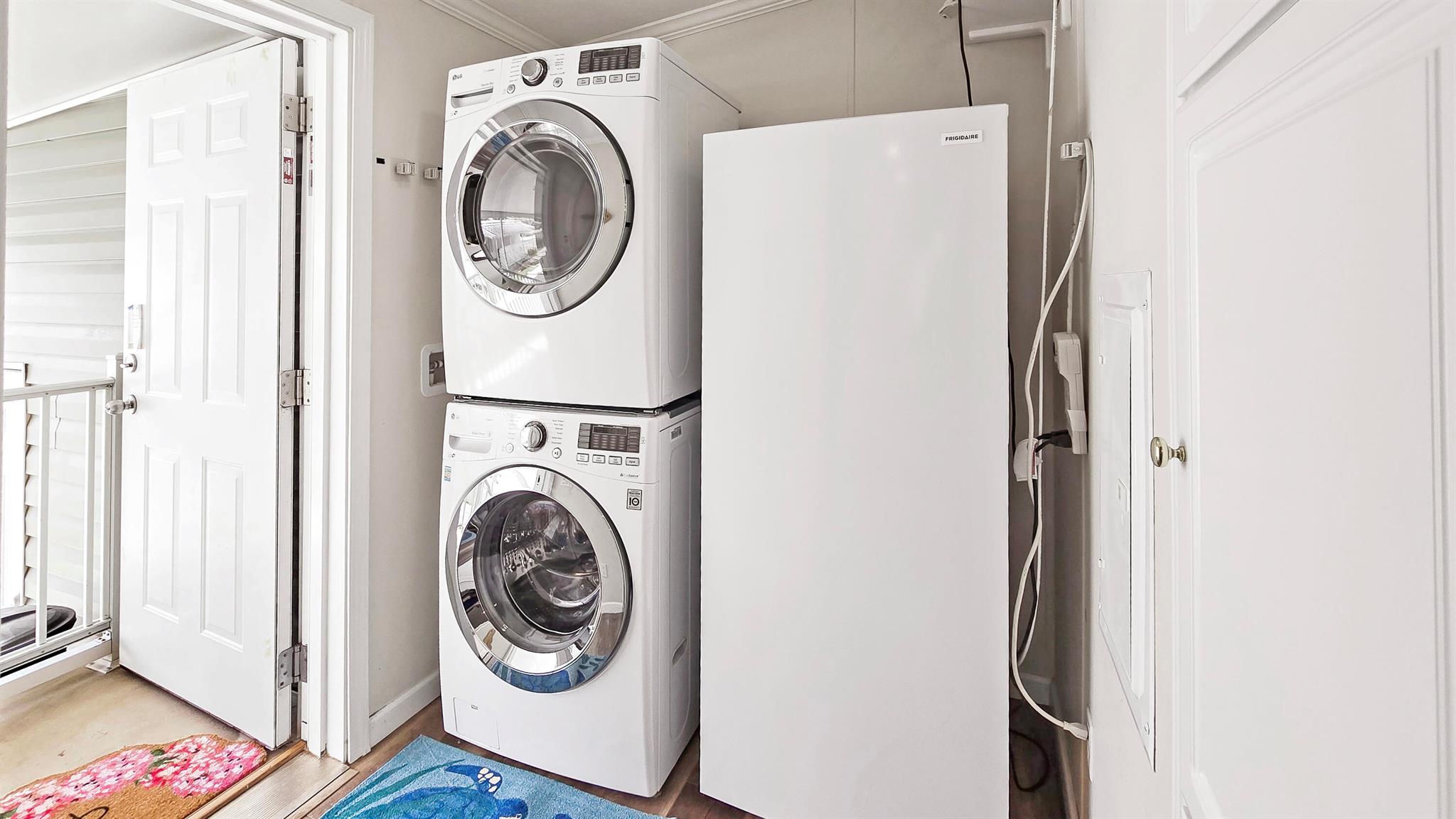 RIDGEWAY - Residential