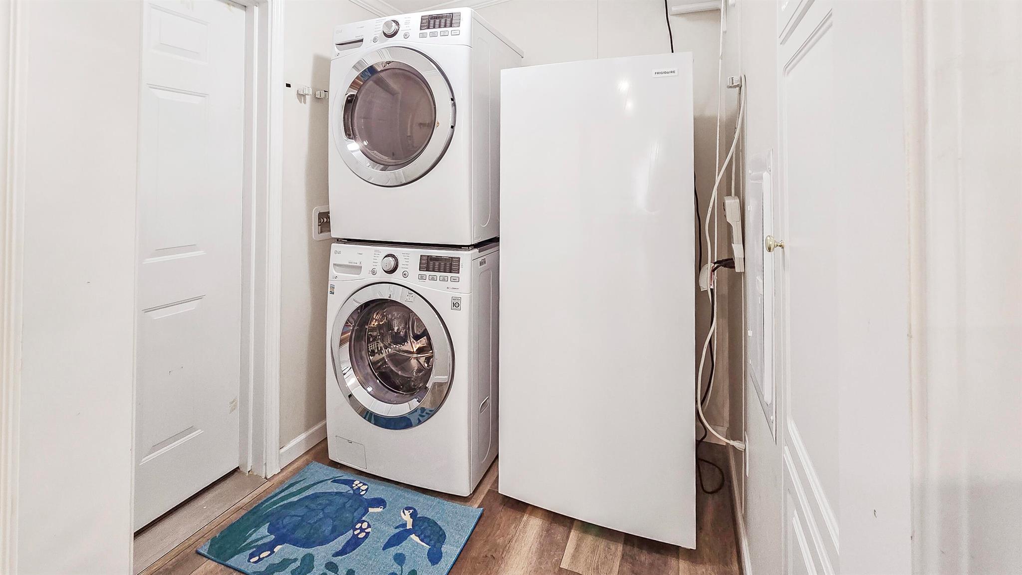 RIDGEWAY - Residential