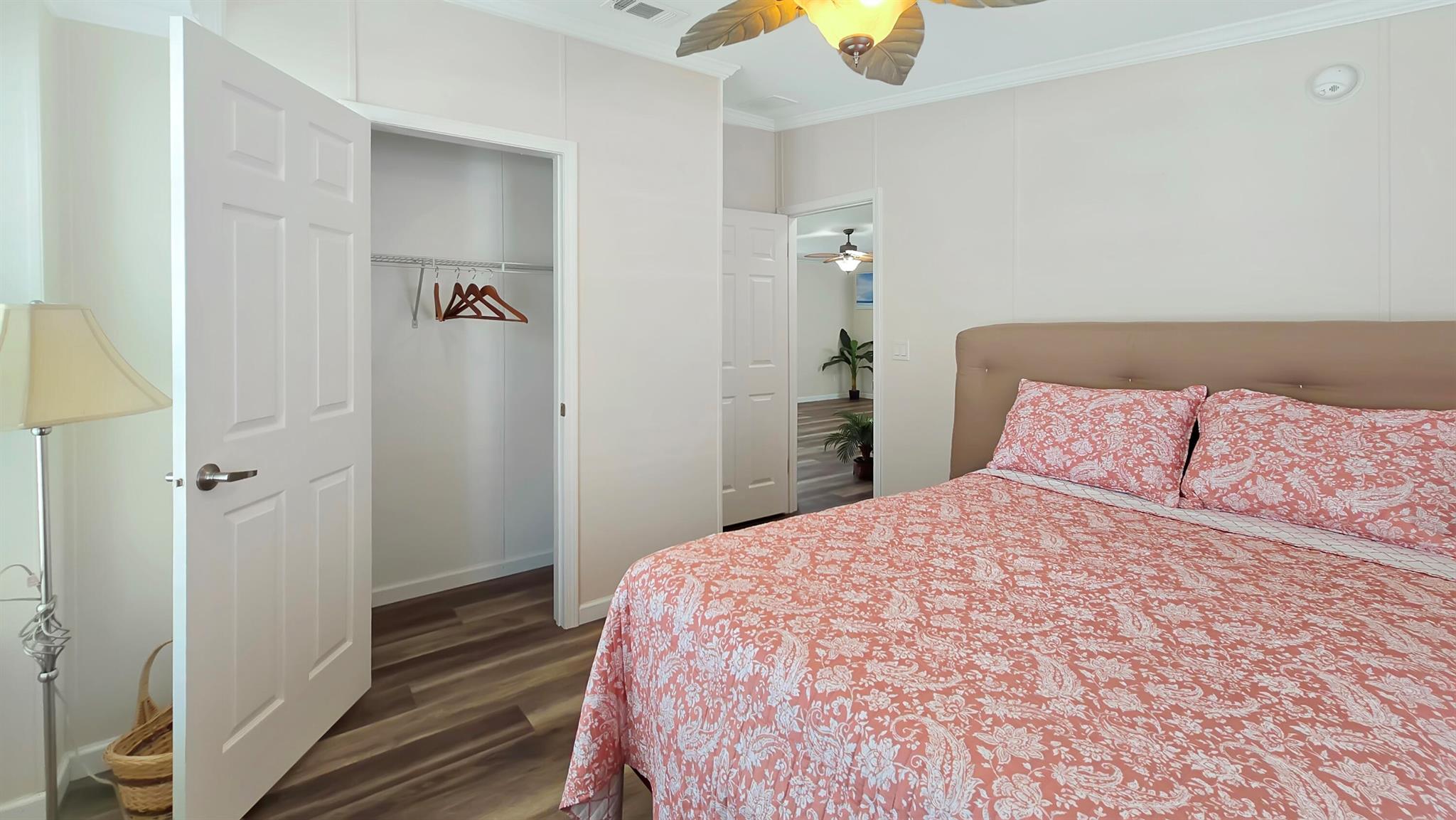 RIDGEWAY - Residential